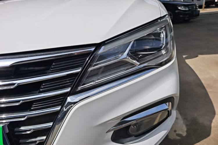 Used Roewe i5 2020 1.5L Automatic 4G Connect Luxury Flagship Edition Left Front Headlight