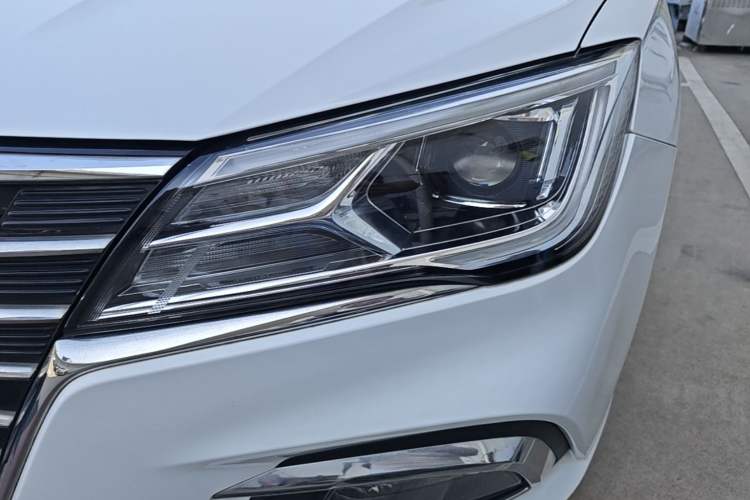 Used Roewe i5 2020 1.5L Automatic 4G Connect Luxury Flagship Edition Left Front Headlight