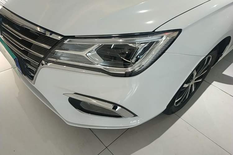 Used Roewe i5 2020 1.5L Automatic 4G Connect Luxury Flagship Edition Left Front Headlight