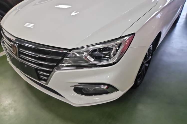 Used Roewe i5 2020 1.5L Automatic 4G Connect Luxury Flagship Edition Left Front Headlight