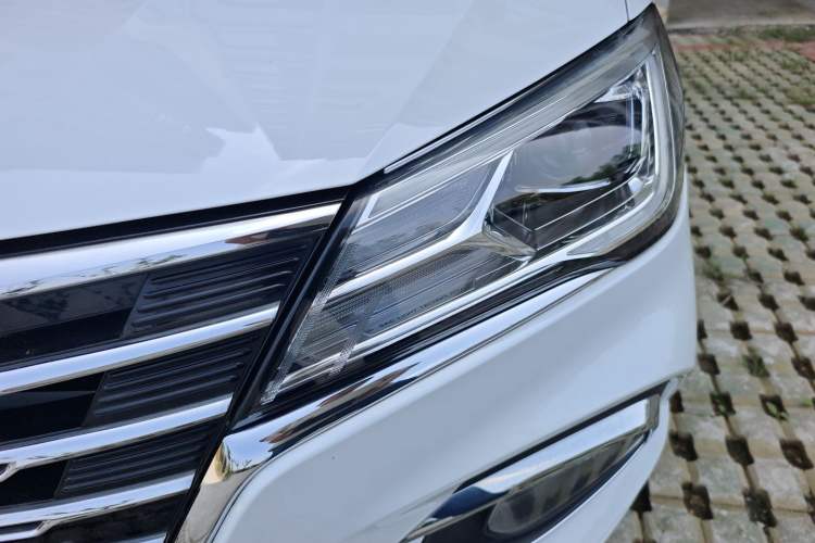 Used Roewe i5 2020 1.5L Manual 4G Connect Luxury Edition Left Front Headlight