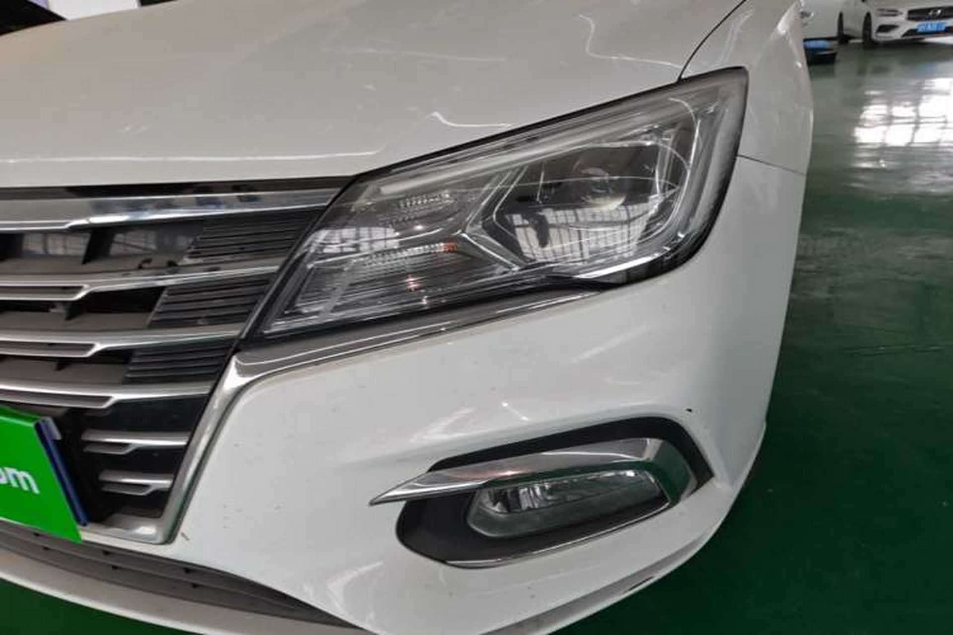 Used Roewe i5 2020 1.5L Automatic 4G Connect Luxury Flagship Edition Left Front Headlight