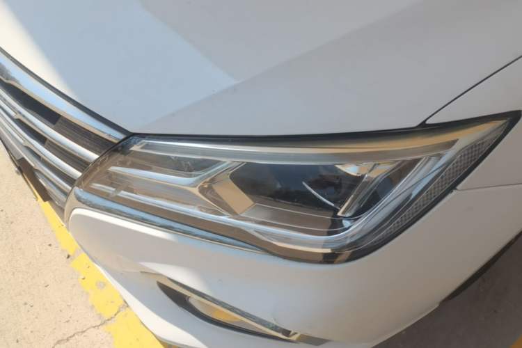 Used Roewe i5 2020 1.5L Manual 4G Connect Leehao Flagship Edition Left Front Headlight