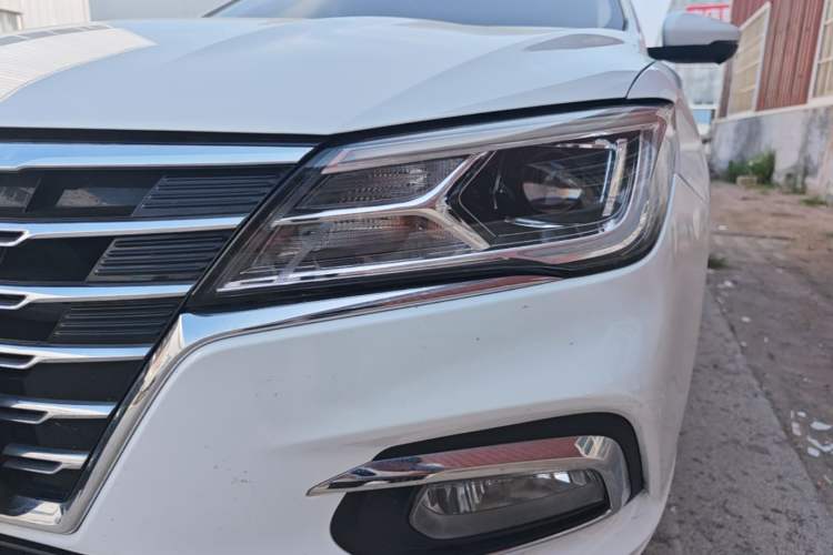 Used Roewe i5 2020 1.5L Automatic 4G Connect Luxury Flagship Edition Left Front Headlight