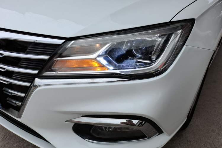 Used Roewe i5 2020 1.5L Automatic 4G Connected Linghao Edition Left Front Headlight