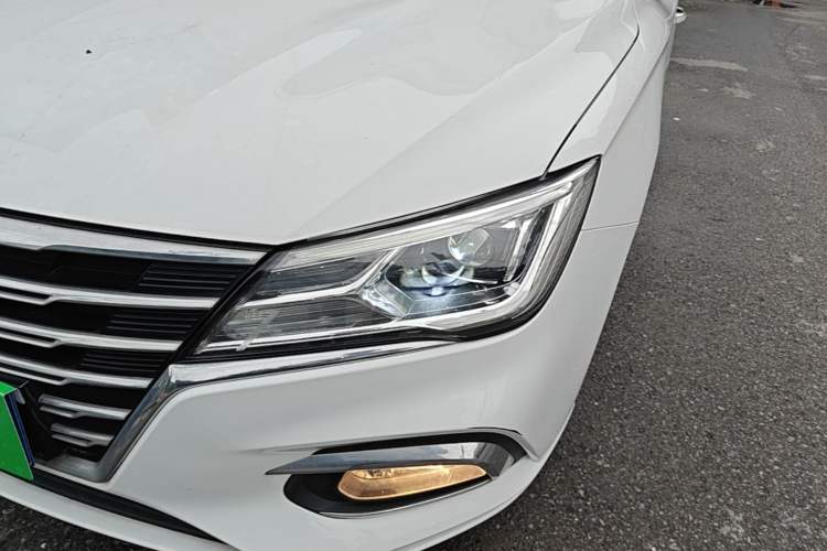Used Roewe i5 2020 1.5L Automatic 4G Connect Luxury Flagship Edition Left Front Headlight