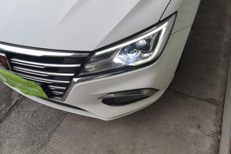 Used Roewe i5 2020 1.5L Automatic 4G Connect Luxury Flagship Edition Left Front Headlight