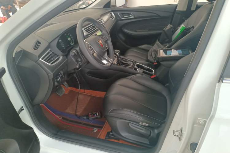 Used Roewe i5 2020 1.5L Automatic 4G Connect Luxury Flagship Edition Left Front Seat