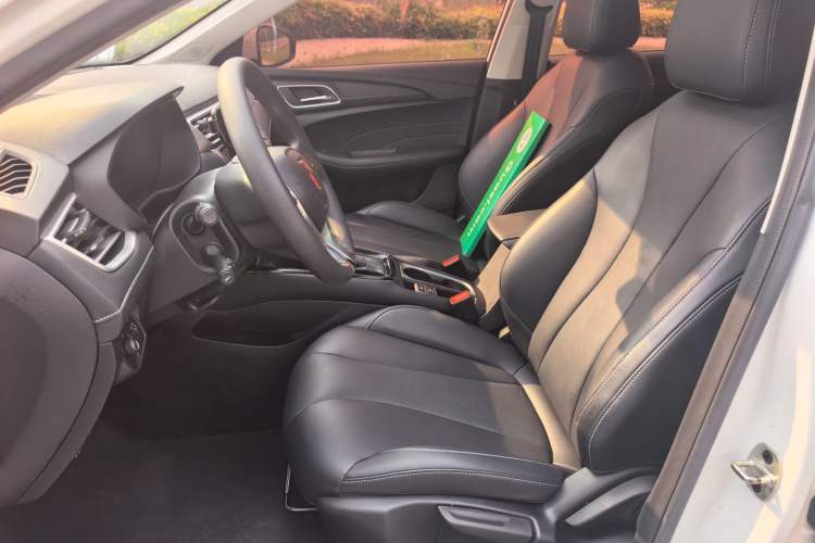 Used Roewe i5 2020 1.5L Automatic 4G Connect Luxury Flagship Edition Left Front Seat