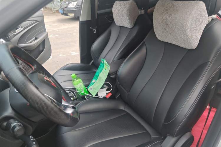 Used Roewe i5 2020 1.5L Automatic 4G Connect Luxury Flagship Edition Left Front Seat