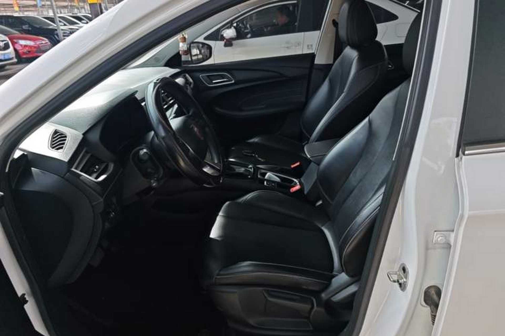 Used Roewe i5 2020 1.5L Automatic 4G Connect Luxury Flagship Edition Left Front Seat