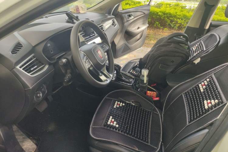 Used Roewe i5 2020 1.5L Automatic 4G Connect Luxury Flagship Edition Left Front Seat