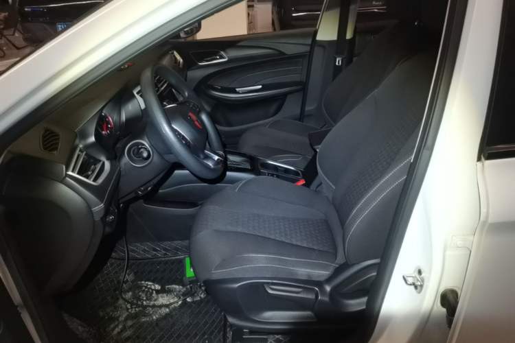 Used Roewe i5 2020 1.5L Automatic 4G Connected Linghao Edition Left Front Seat