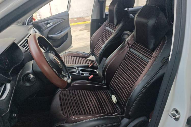 Used Roewe i5 2020 1.5L Automatic 4G Connected Linghao Edition Left Front Seat