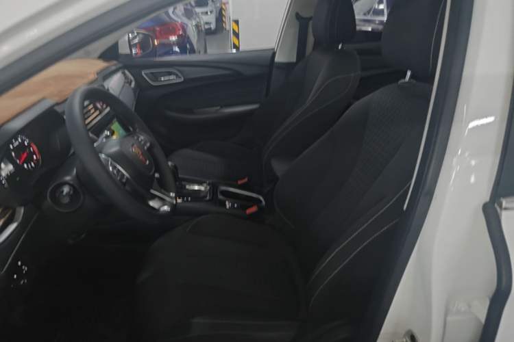 Used Roewe i5 2020 1.5L Automatic 4G Connected Linghao Edition Left Front Seat