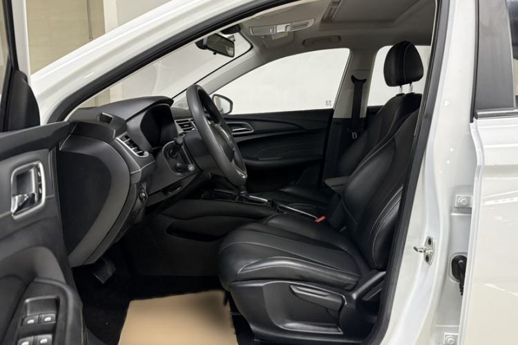 Used Roewe i5 2020 1.5L Automatic 4G Connect Luxury Flagship Edition Left Front Seat