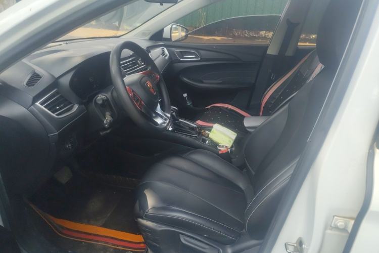 Used Roewe i5 2020 1.5L Automatic 4G Connect Luxury Flagship Edition Left Front Seat