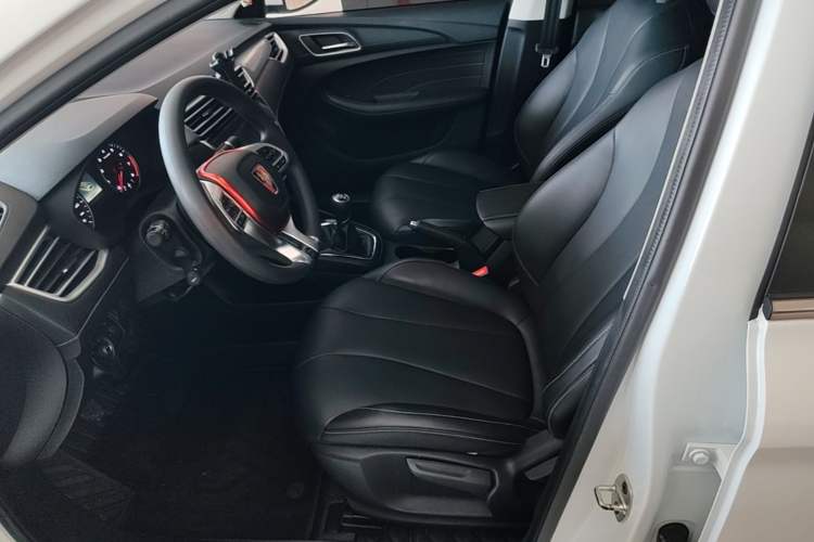 Used Roewe i5 2020 1.5L Manual 4G Connect Leehao Flagship Edition Left Front Seat