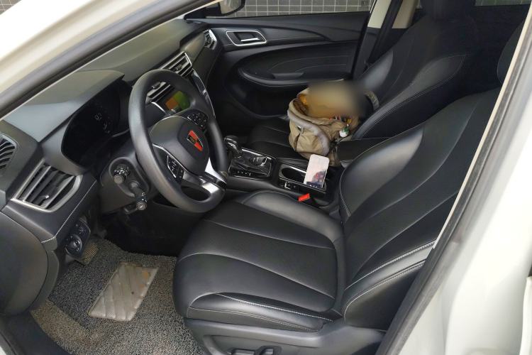 Used Roewe i5 2020 1.5L Automatic 4G Connected Leading Intelligent Driving Edition Left Front Seat