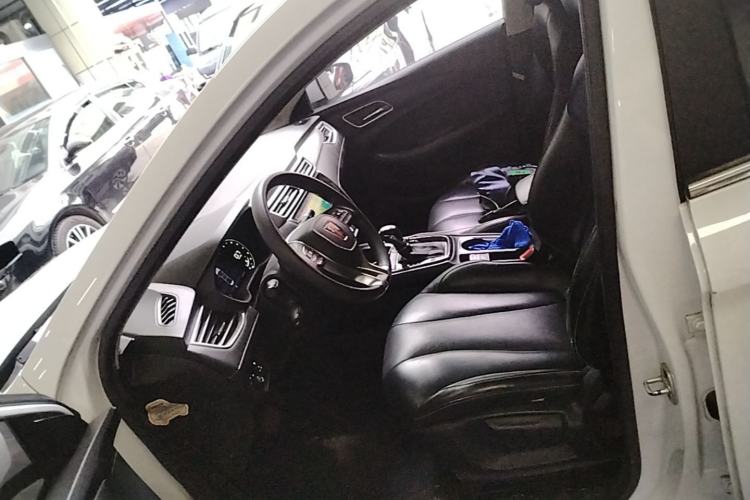 Used Roewe i5 2020 1.5L Automatic 4G Connect Luxury Flagship Edition Left Front Seat