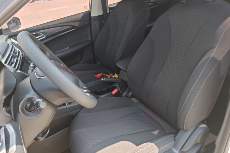 Used Roewe i5 2020 1.5L Manual 4G Connect Luxury Edition Left Front Seat