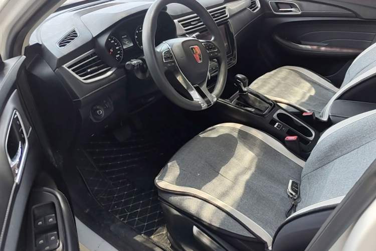 Used Roewe i5 2020 1.5L Automatic 4G Connected Linghao Edition Left Front Seat