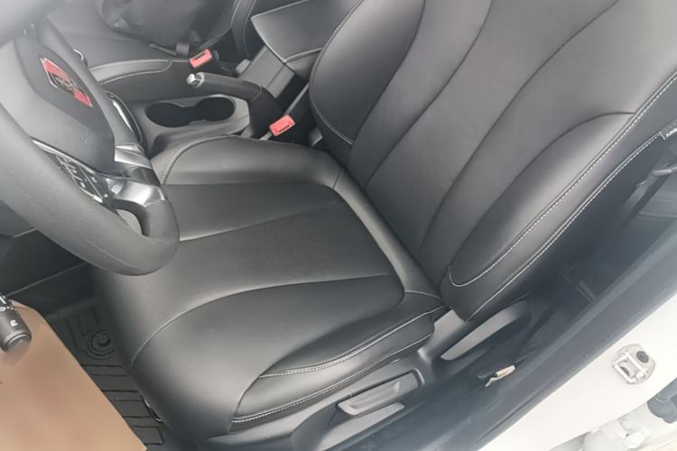 Used Roewe i5 2020 1.5L Manual 4G Connect Leehao Flagship Edition Left Front Seat