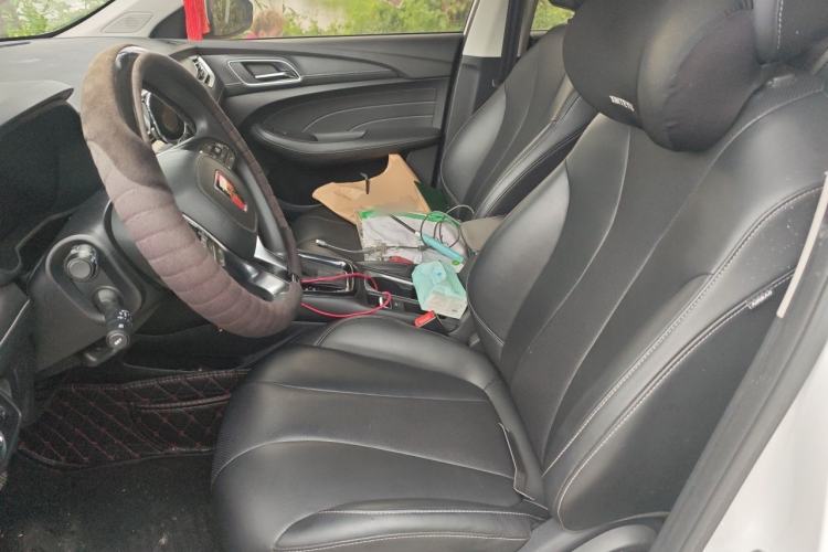 Used Roewe i5 2020 1.5L Automatic 4G Connect Luxury Flagship Edition Left Front Seat