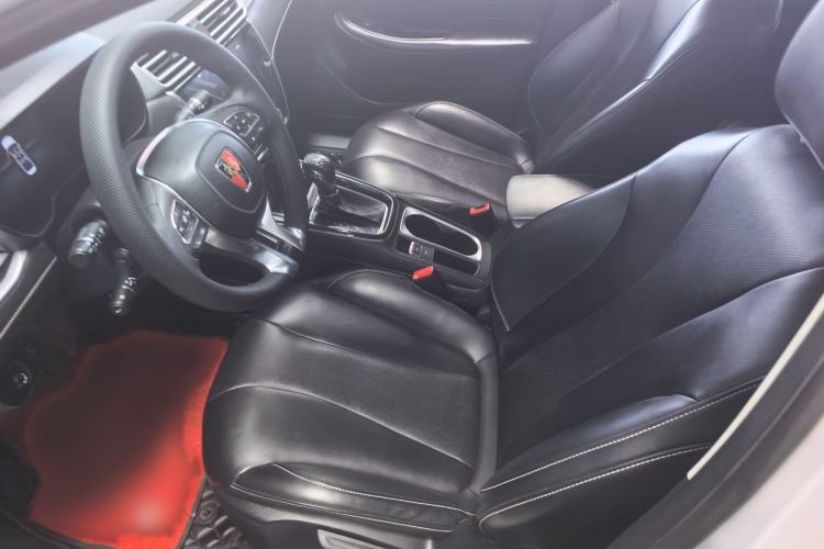 Used Roewe i5 2020 1.5L Automatic 4G Connect Luxury Flagship Edition Left Front Seat