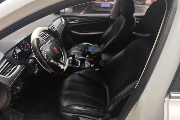 Used Roewe i5 2020 1.5L Manual 4G Connect Leehao Flagship Edition Left Front Seat