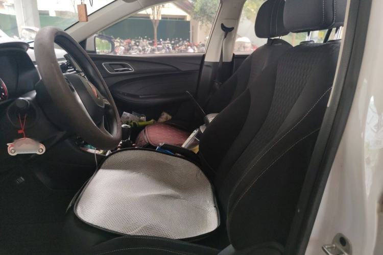 Used Roewe i5 2020 1.5L Manual 4G Connect Luxury Edition Left Front Seat