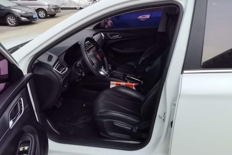 Used Roewe i5 2020 1.5L Automatic 4G Connect Luxury Flagship Edition Left Front Seat