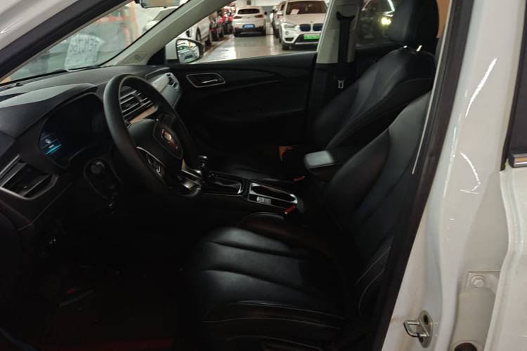 Used Roewe i5 2020 1.5L Automatic 4G Connect Luxury Flagship Edition Left Front Seat