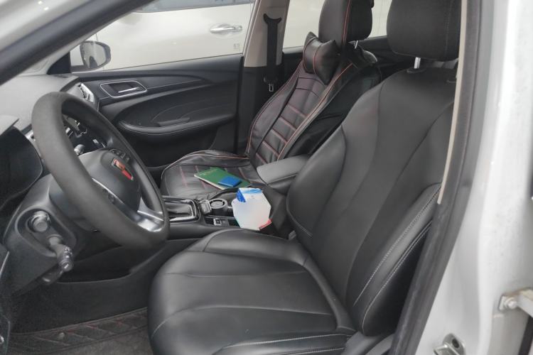 Used Roewe i5 2020 1.5L Automatic 4G Connect Luxury Flagship Edition Left Front Seat