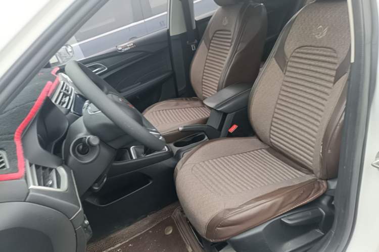 Used Roewe i5 2020 1.5L Manual 4G Connect Luxury Edition Left Front Seat