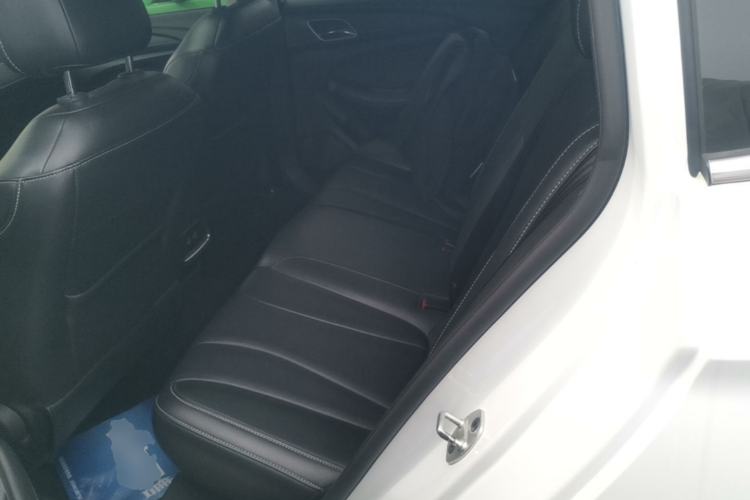 Used Roewe i5 2020 1.5L Automatic 4G Connect Luxury Flagship Edition Left Rear Seat