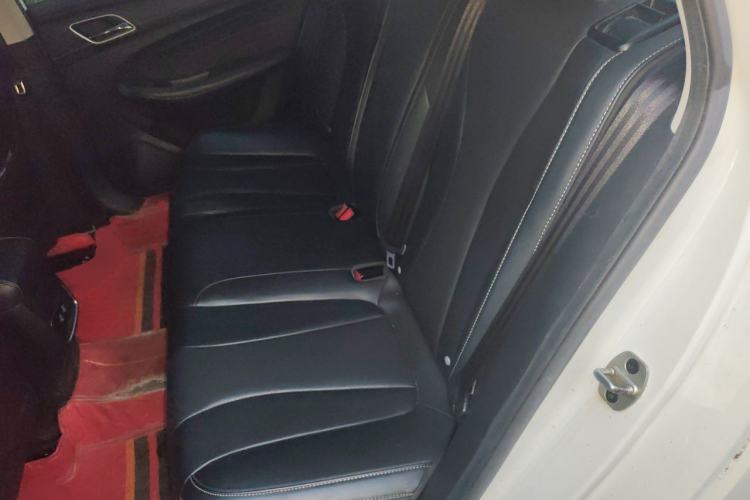 Used Roewe i5 2020 1.5L Automatic 4G Connect Luxury Flagship Edition Left Rear Seat