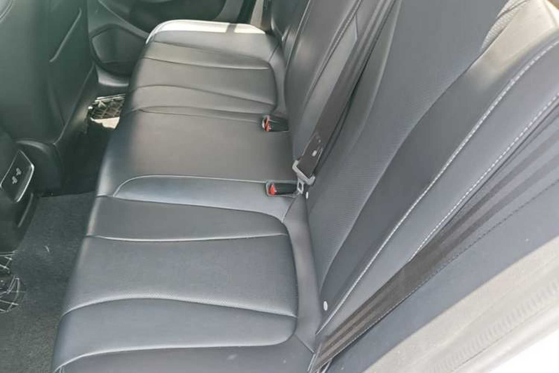 Used Roewe i5 2020 1.5L Automatic 4G Connect Luxury Flagship Edition Left Rear Seat