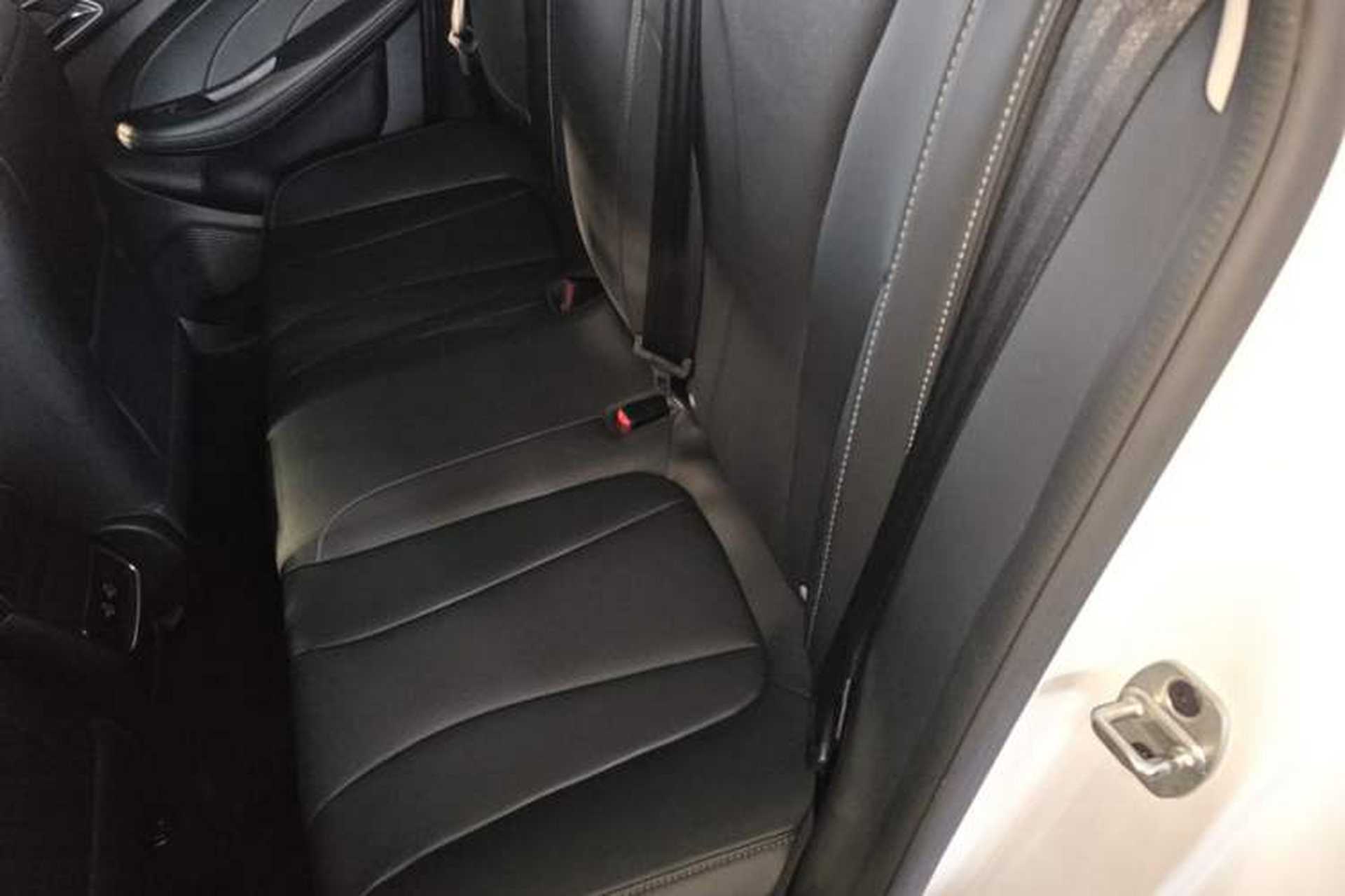 Used Roewe i5 2020 1.5L Automatic 4G Connect Luxury Flagship Edition Left Rear Seat