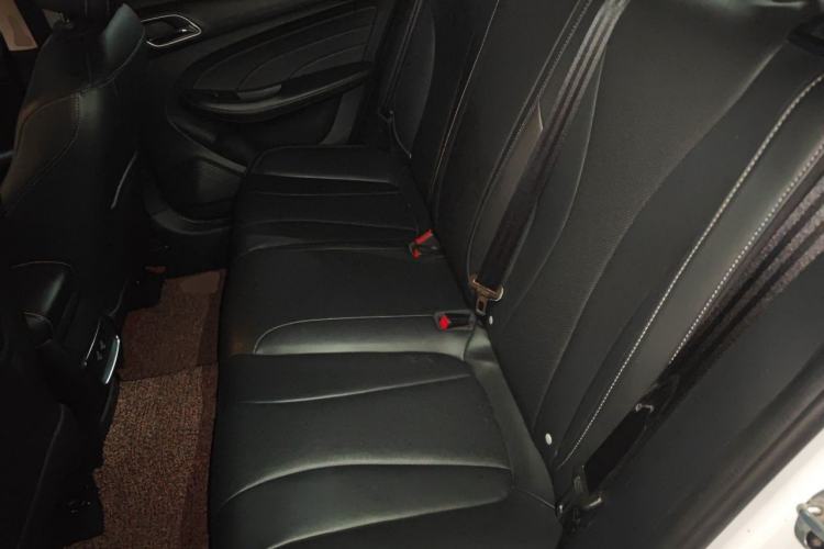 Used Roewe i5 2020 1.5L Automatic 4G Connect Luxury Flagship Edition Left Rear Seat