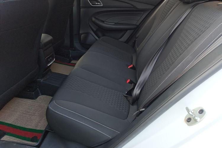 Used Roewe i5 2020 1.5L Manual 4G Connect Luxury Edition Left Rear Seat
