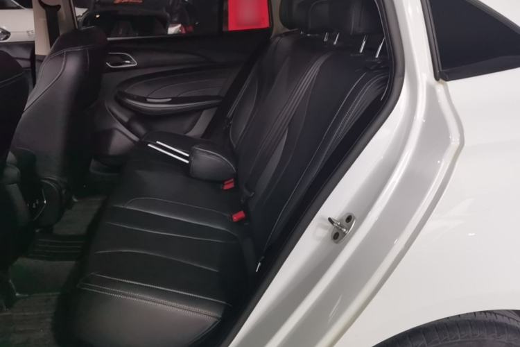 Used Roewe i5 2020 1.5L Manual 4G Connect Luxury Edition Left Rear Seat