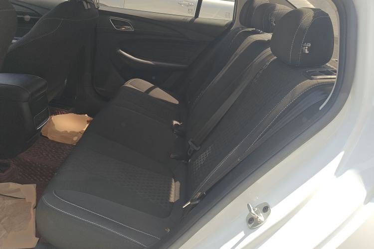 Used Roewe i5 2020 1.5L Manual 4G Connect Luxury Edition Left Rear Seat