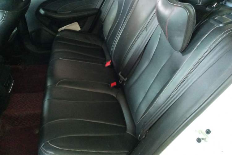 Used Roewe i5 2020 1.5L Manual 4G Connect Luxury Edition Left Rear Seat