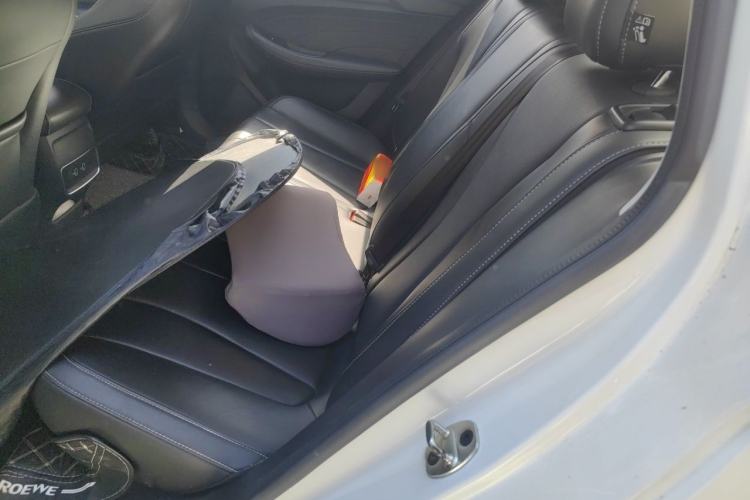Used Roewe i5 2020 1.5L Automatic 4G Connect Luxury Flagship Edition Left Rear Seat