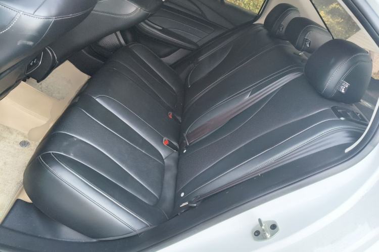 Used Roewe i5 2020 1.5L Manual 4G Connect Leehao Flagship Edition Left Rear Seat