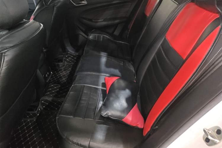 Used Roewe i5 2020 1.5L Manual 4G Connect Luxury Edition Left Rear Seat