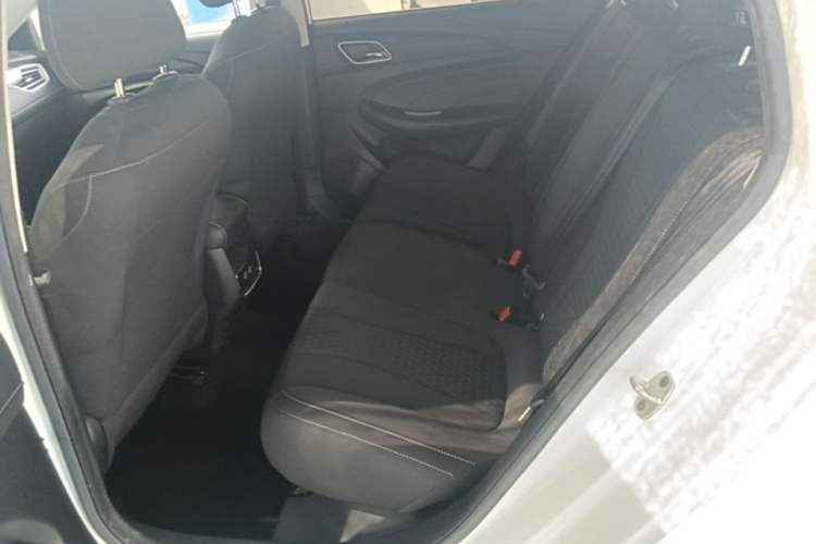 Used Roewe i5 2020 1.5L Manual 4G Connect Luxury Edition Left Rear Seat