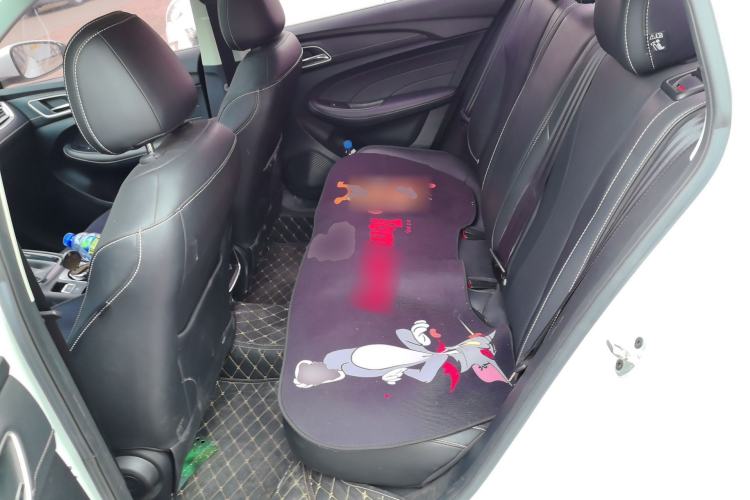 Used Roewe i5 2020 1.5L Automatic 4G Connect Luxury Flagship Edition Left Rear Seat