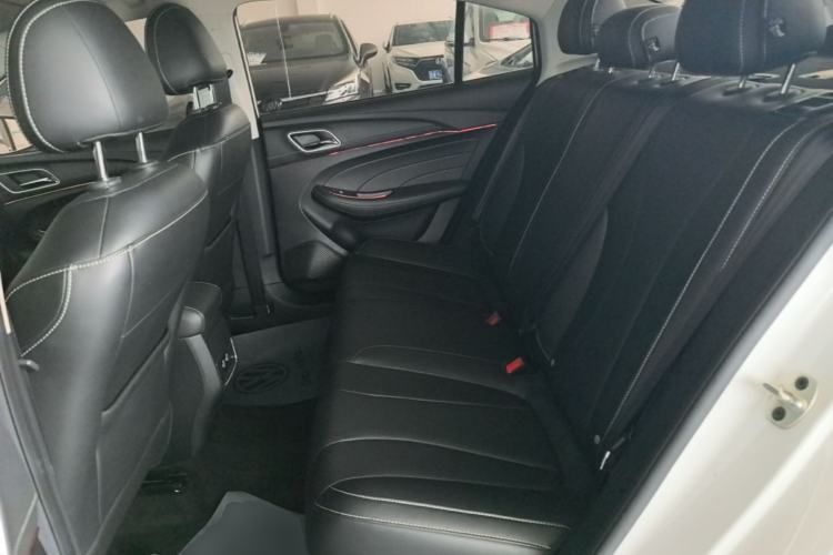Used Roewe i5 2020 1.5L Manual 4G Connect Leehao Flagship Edition Left Rear Seat